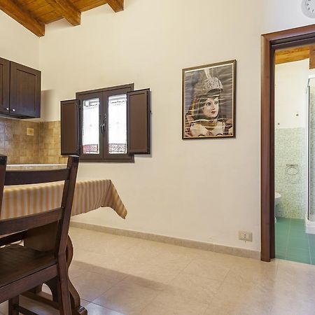 Giardino Del Teatro, Casa Vacanze Immersa Nel Verde 锡拉库扎 外观 照片